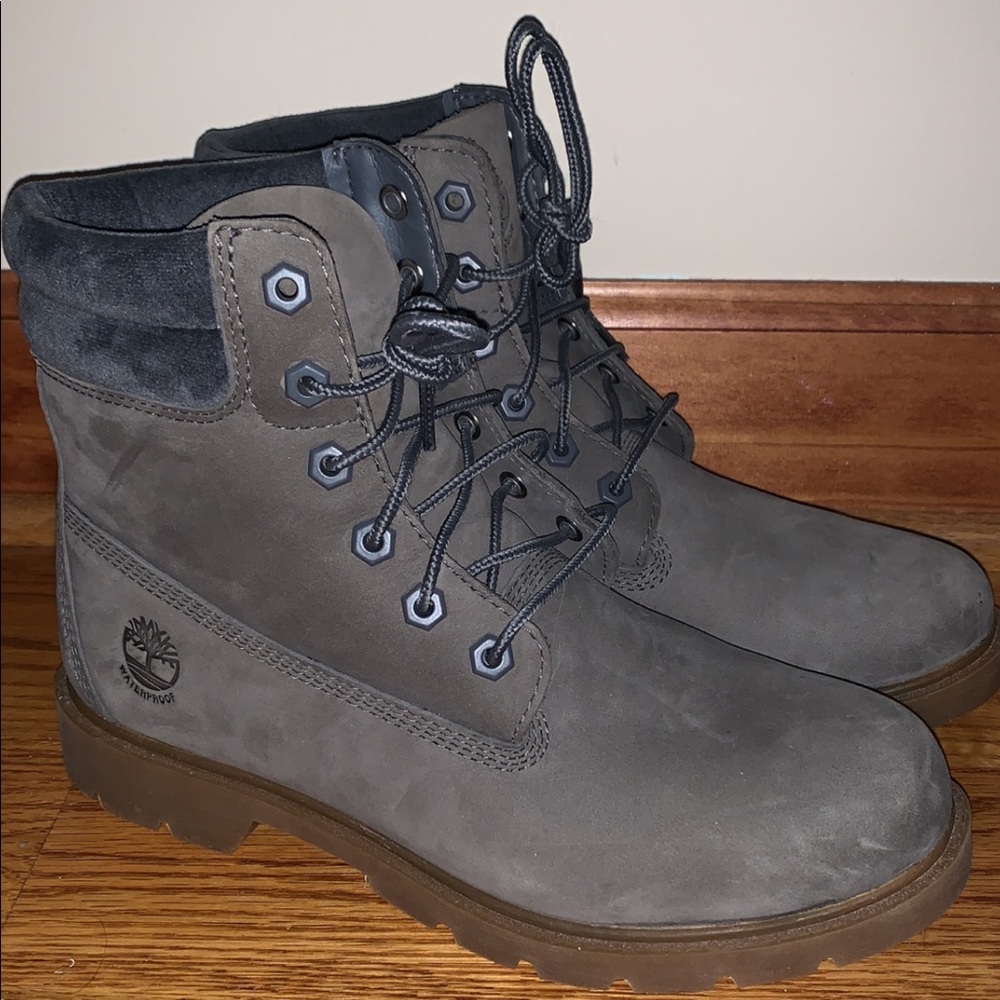 Grey Timberlands- Woman’s Size 8.5 Worn Once & Waterproof